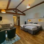 Logis Chateau De 4* Palaja