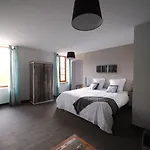 Logis Chateau De 4* Palaja