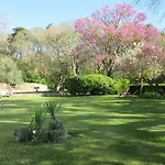 Hotel Logis Chateau De