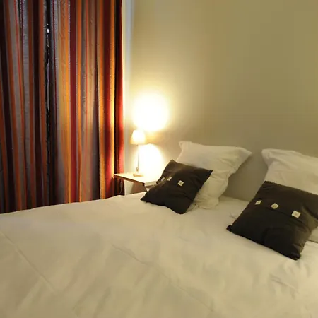 Logis Chateau De Hotel 4*