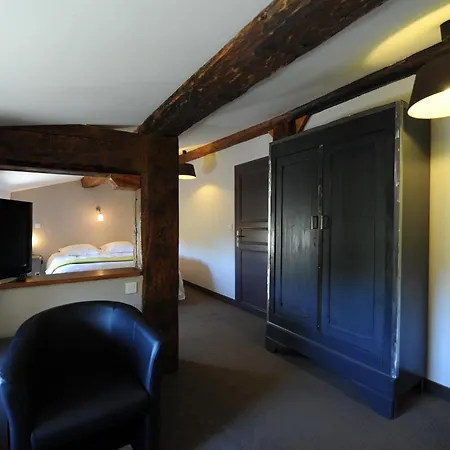 Logis Chateau De