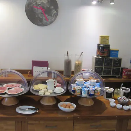 Logis Chateau De Hotell 4*